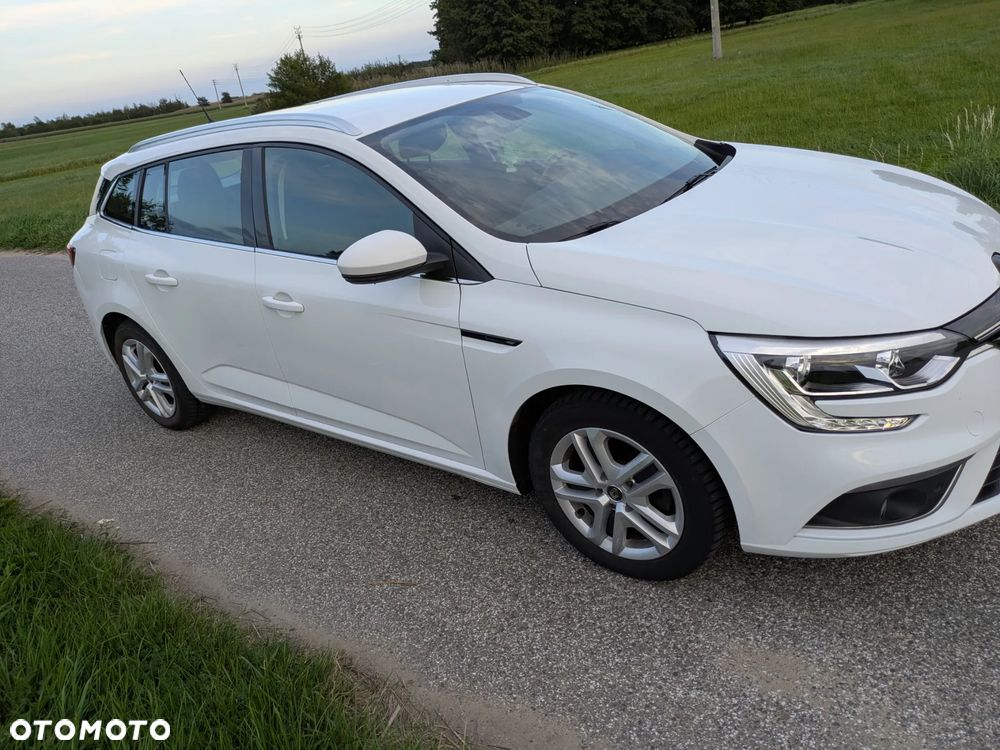 Renault Megane 1.5 Blue dCi Intens - 5