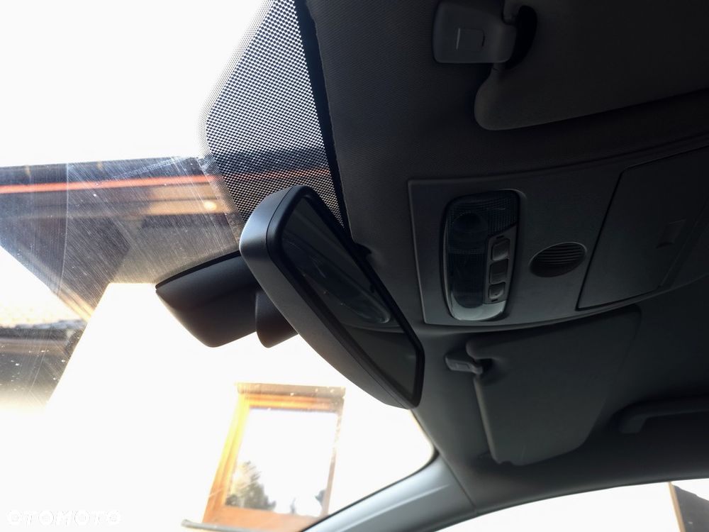 Ford Kuga 2.0 TDCi Titanium - 26