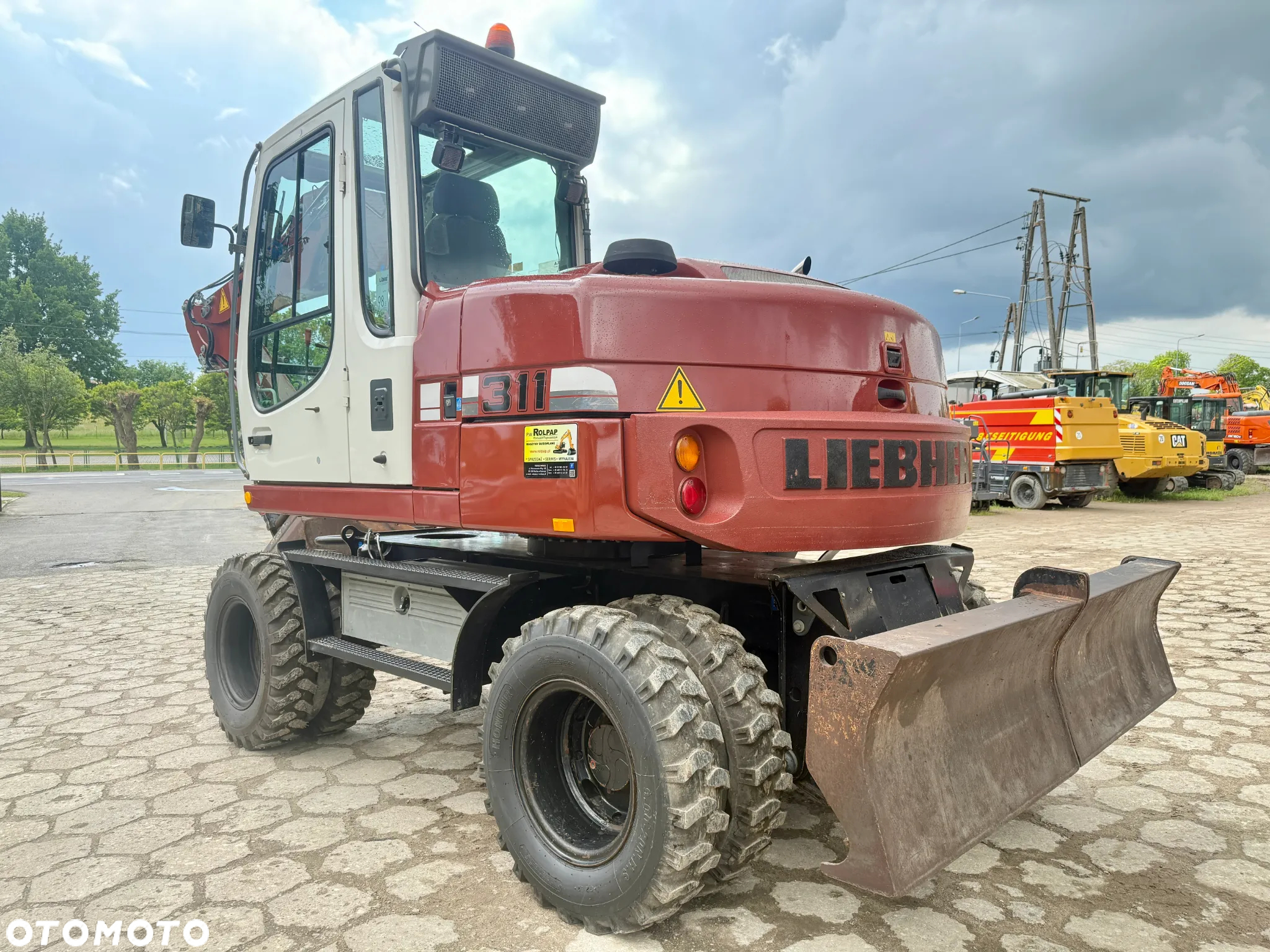 Liebherr koparka kołowa A311 + głowica ROTOTILT, dzielony pług , 13 ton - 7