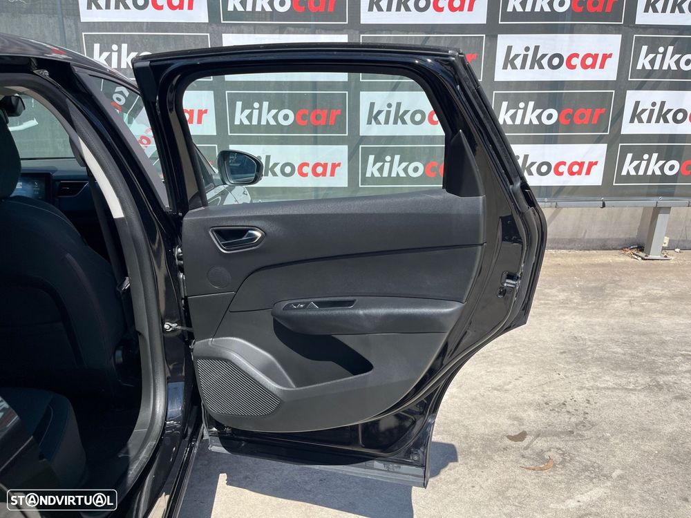 Renault Arkana 1.6 E-Tech Intens - 29