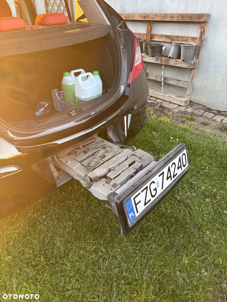 Opel Corsa 1.2 16V Cosmo - 6