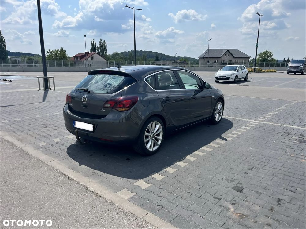 Opel Astra 1.7 CDTI - 8