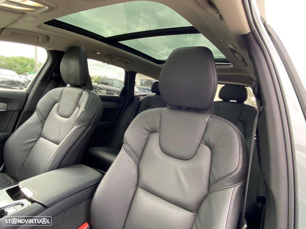 Volvo V90 2.0 T6 PHEV Plus Dark AWD - 10