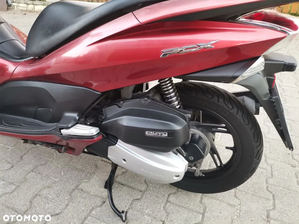 Honda PCX - 9
