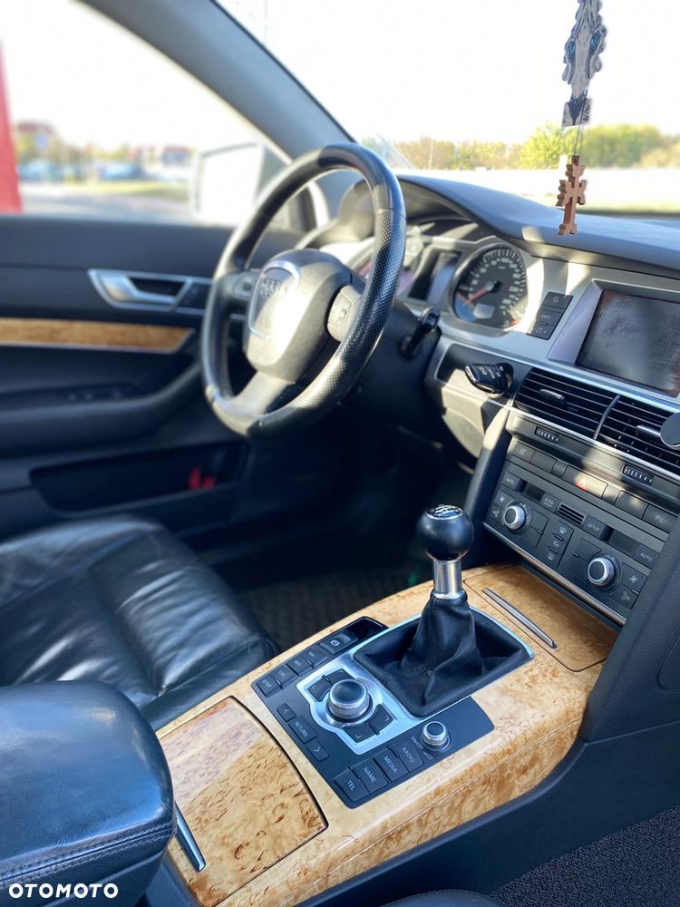 Audi A6 Allroad - 15