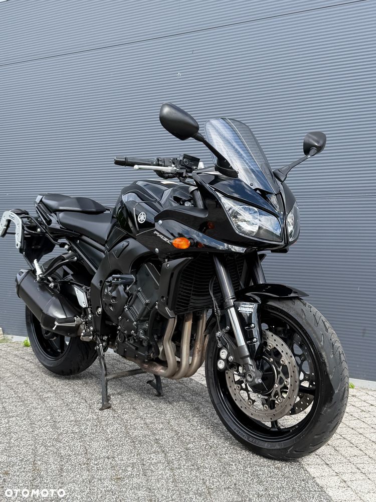 Yamaha FZ - 10