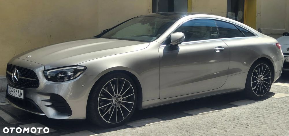 Mercedes-Benz E-Class 2022 photo 3