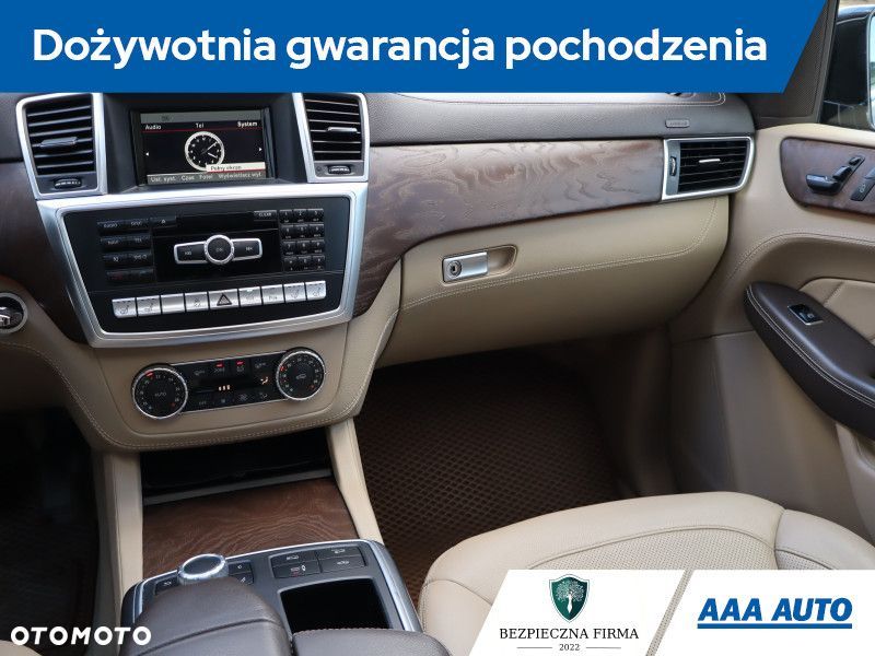 Mercedes-Benz GL - 10