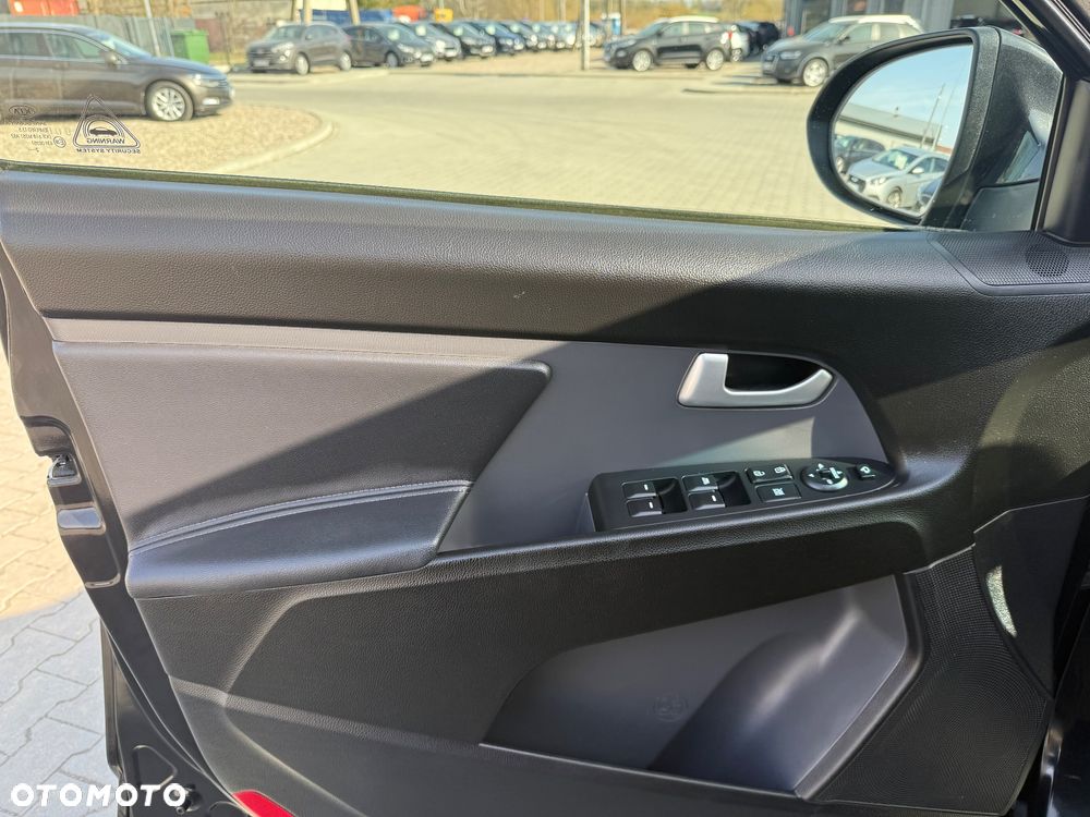 Kia Sportage 1.6 GDI S 2WD - 19