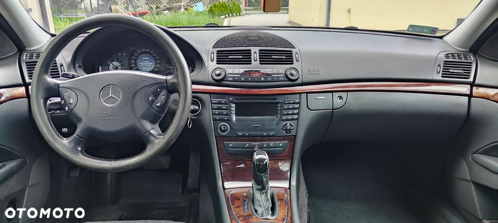 Mercedes-Benz Klasa E 320 CDI Classic DPF - 18