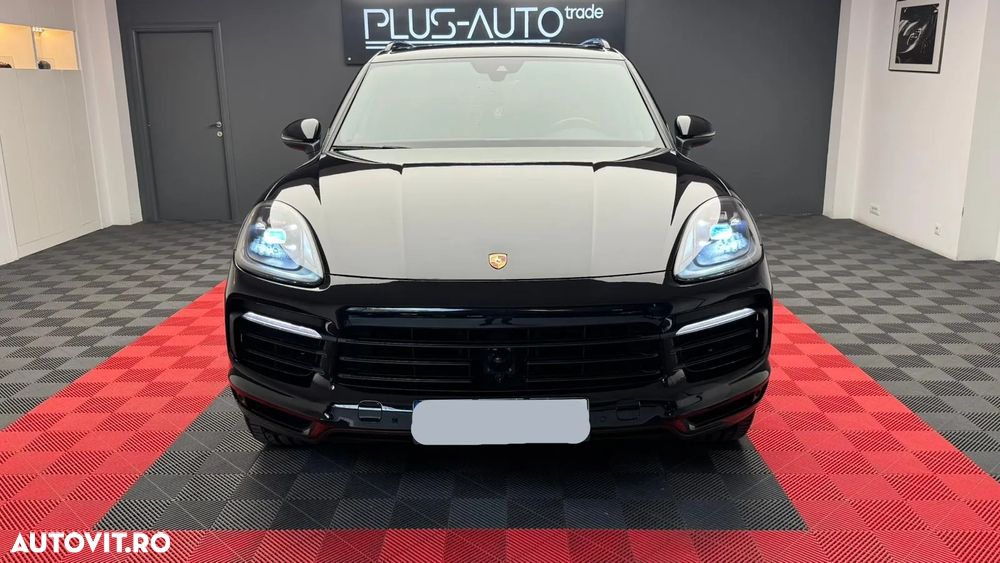 Porsche Cayenne Standard - 2