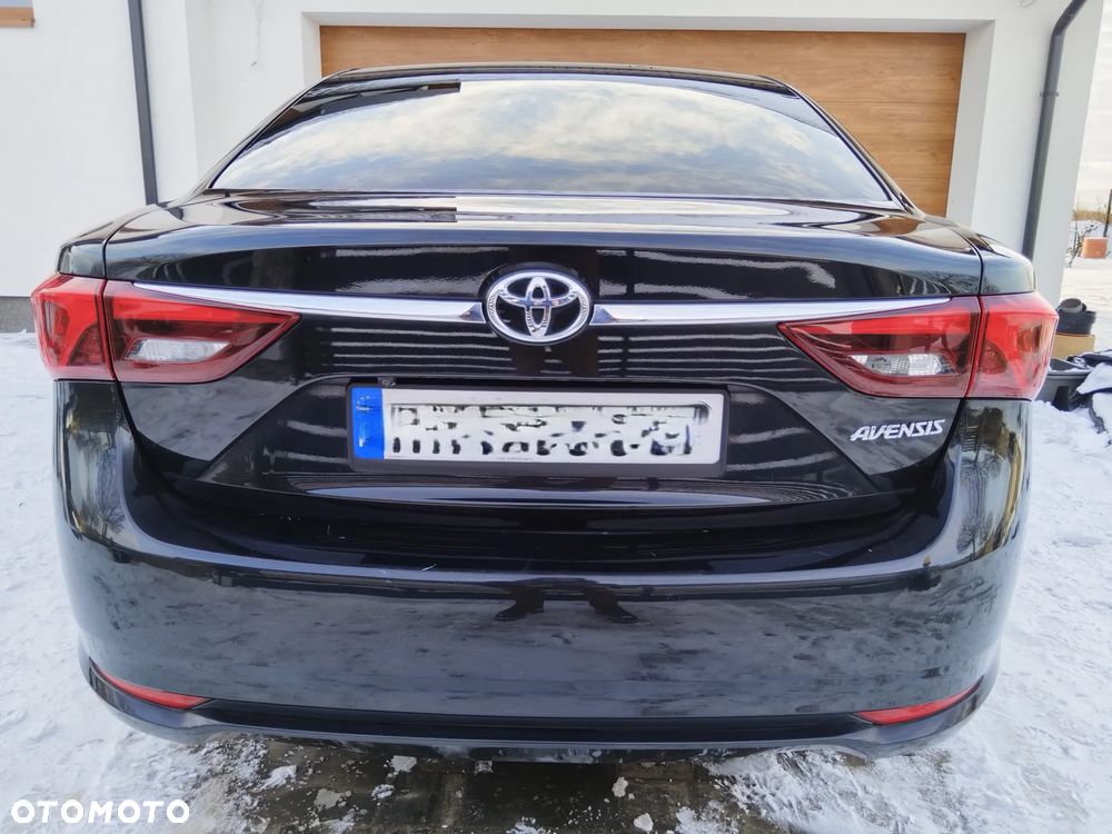 Toyota Avensis 1.8 Premium MS - 8