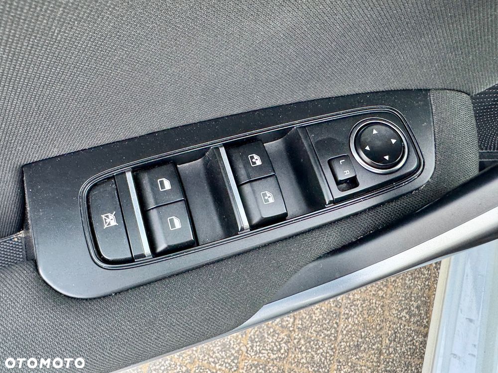 Kia Ceed 1.6 CRDi SCR L - 19