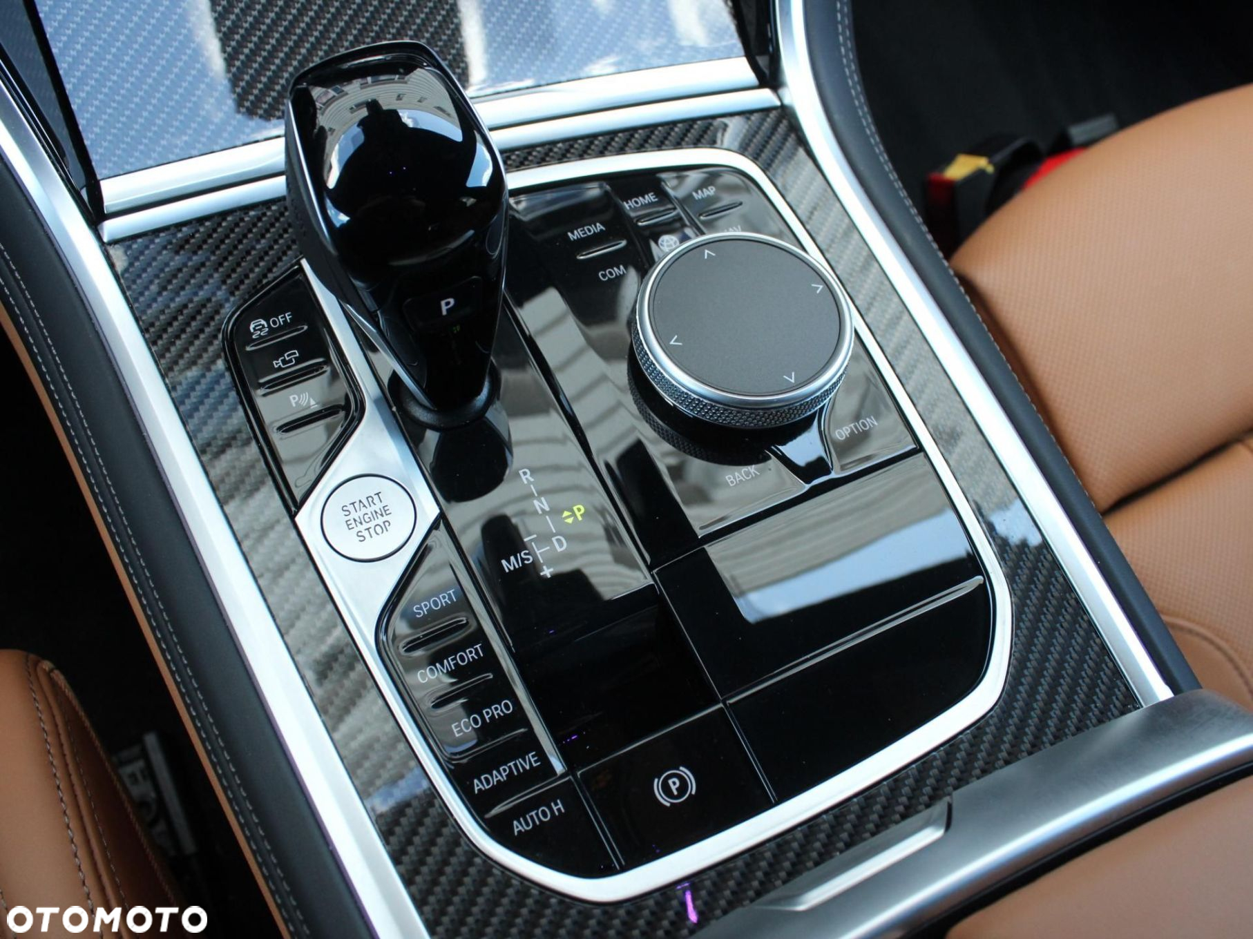BMW Seria 8 - 13