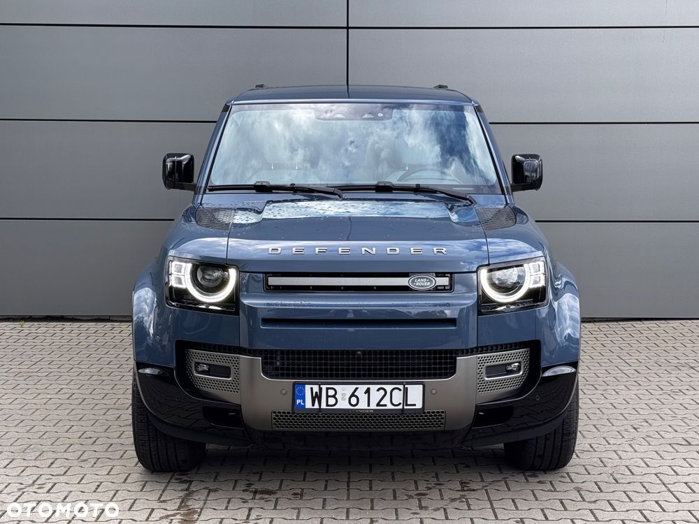 Land Rover Defender - 2