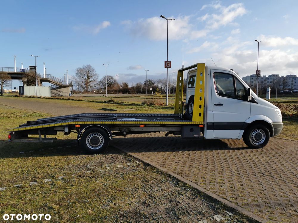 Mercedes-Benz Sprinter - 6