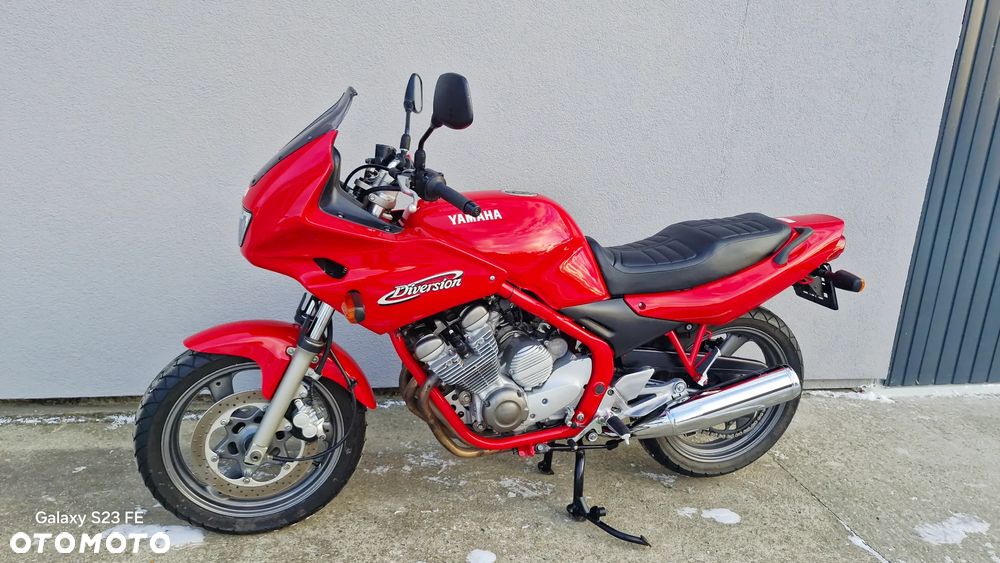 Yamaha XJ - 4