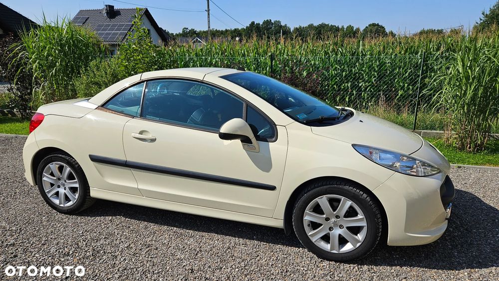 Peugeot 207 CC - 4