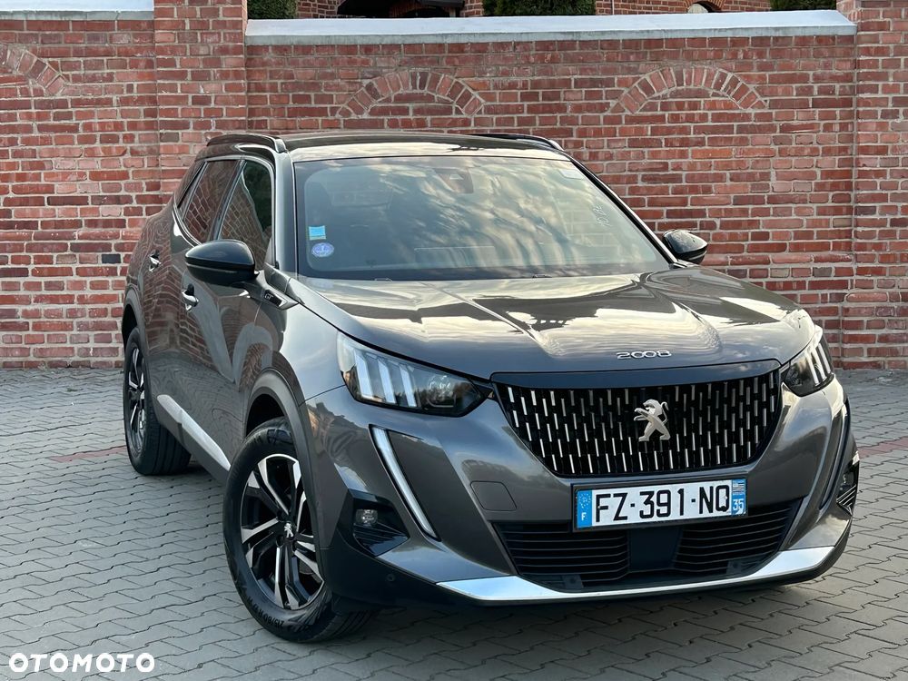 Peugeot 2008 1.2 PureTech GT Line S&S - 31