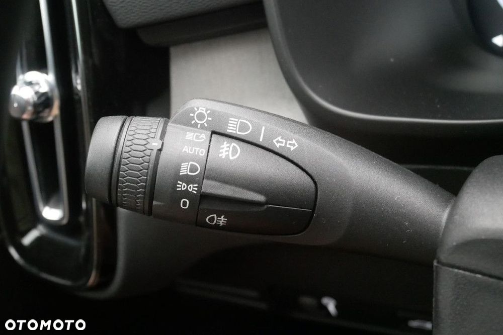 Volvo XC 40 - 26