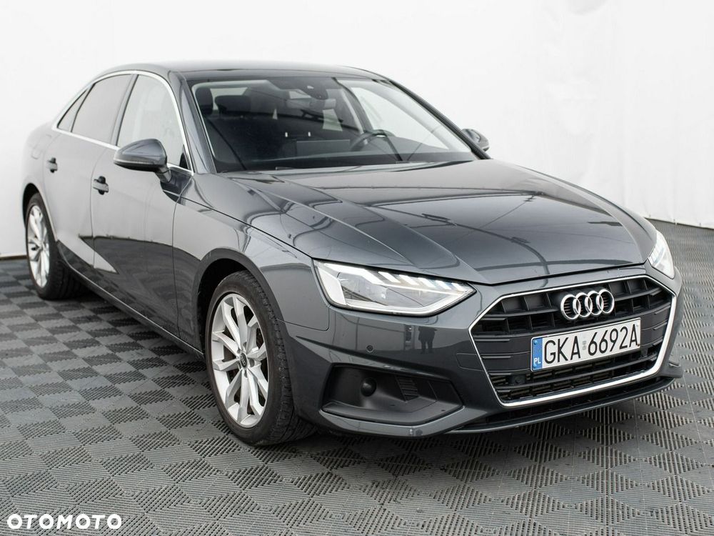 Audi A4 Limousine - 4