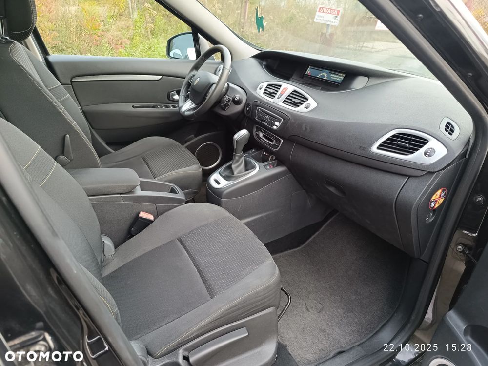 Renault Scenic 2.0 16V 140 CVT Dynamique - 6
