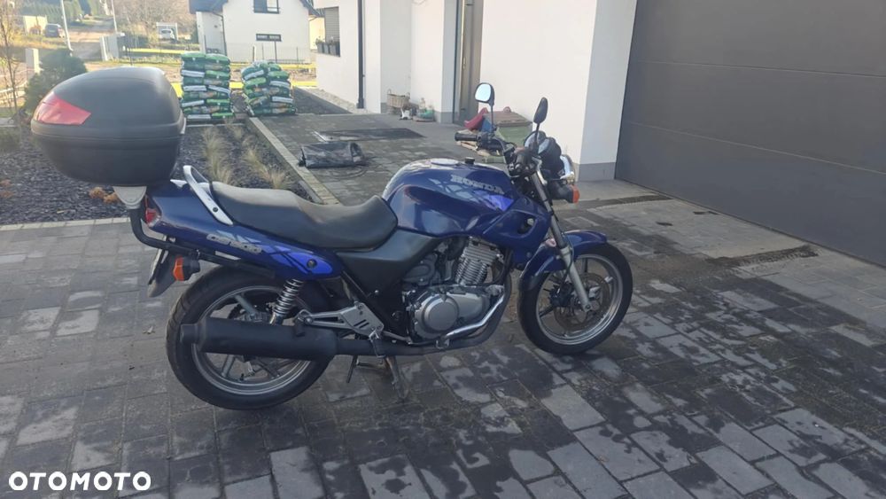 Honda CB - 7