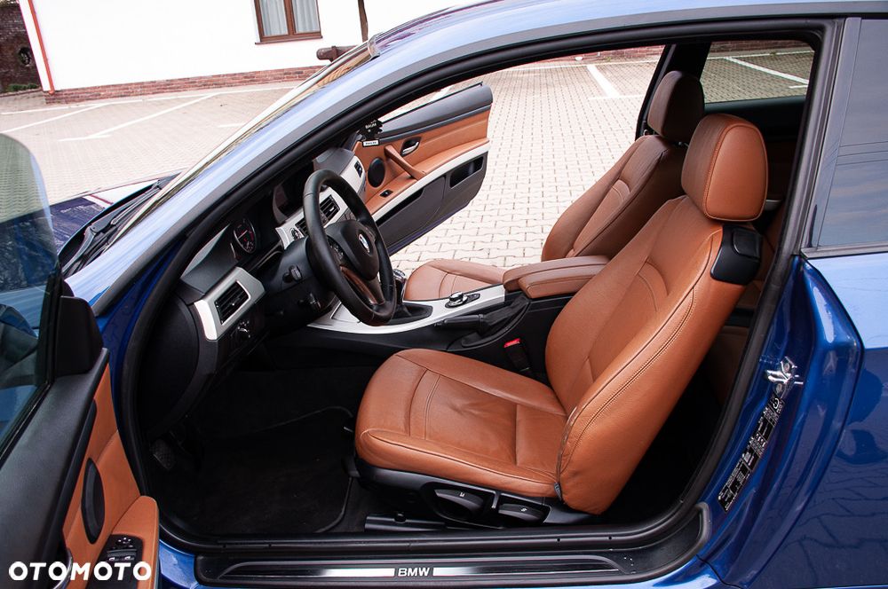 BMW Seria 3 320d - 14