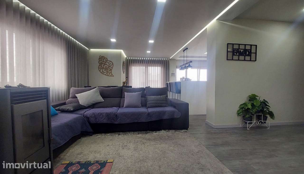 Venda de apartamento T3 c/ terraço privativo, Amorosa, Viana do Caste - Grande imagem: 5/24