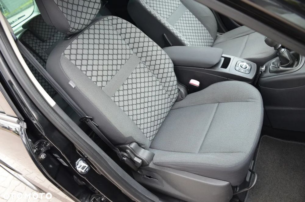 Renault Scenic 1.6 16V 110 LIMITED - 26