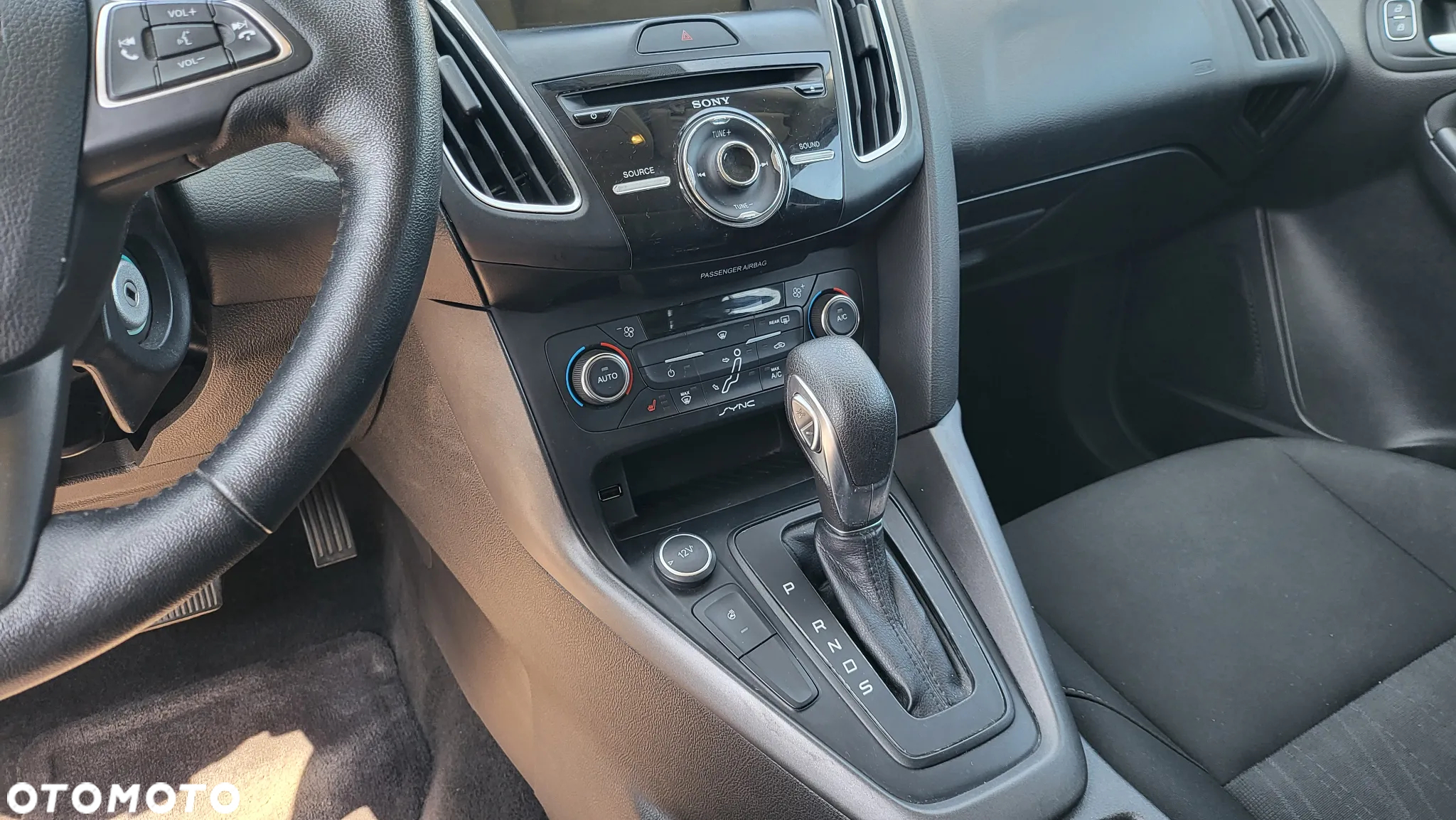 Ford Focus - 23