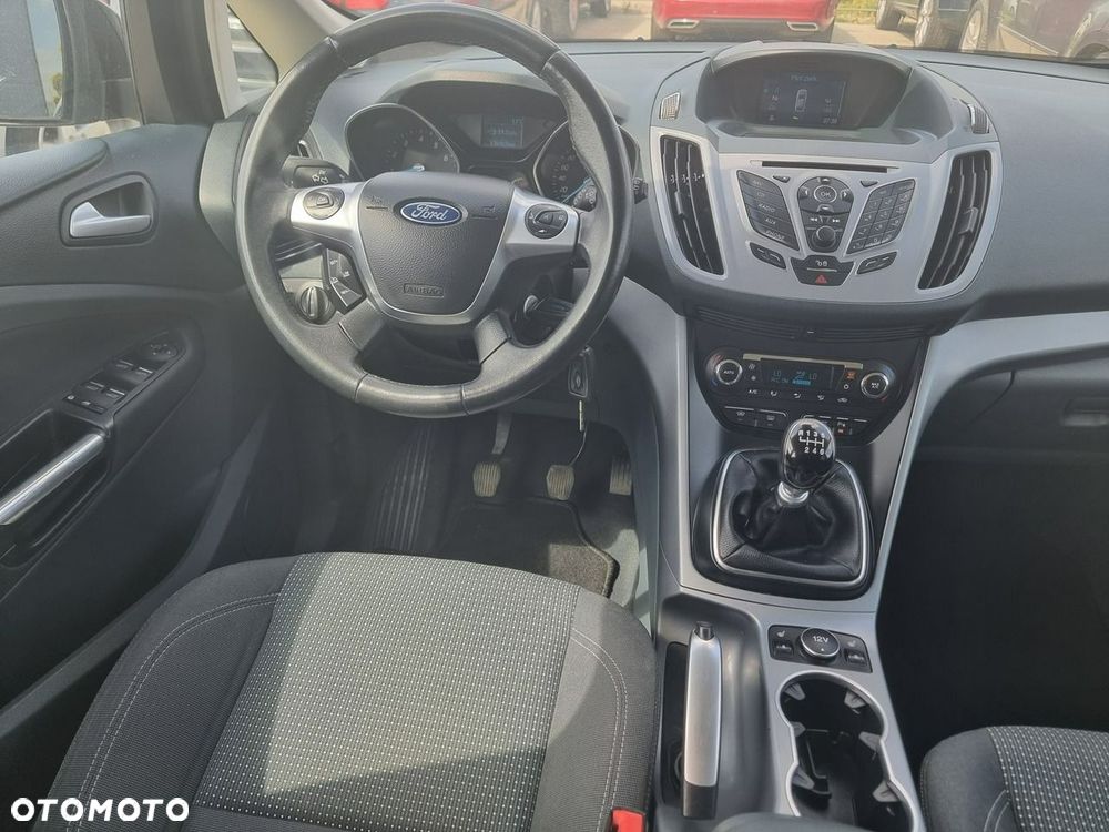 Ford Grand C-MAX - 18