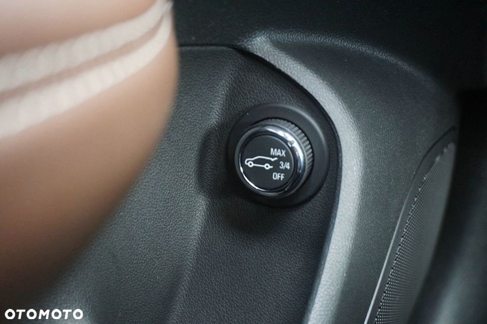 Opel Insignia Country Tourer 2.0 BiTrb D 4x4 Automatik Exclusive - 19