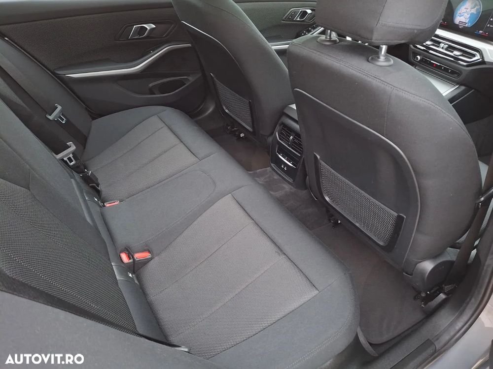 BMW Seria 3 320e AT PHEV - 12