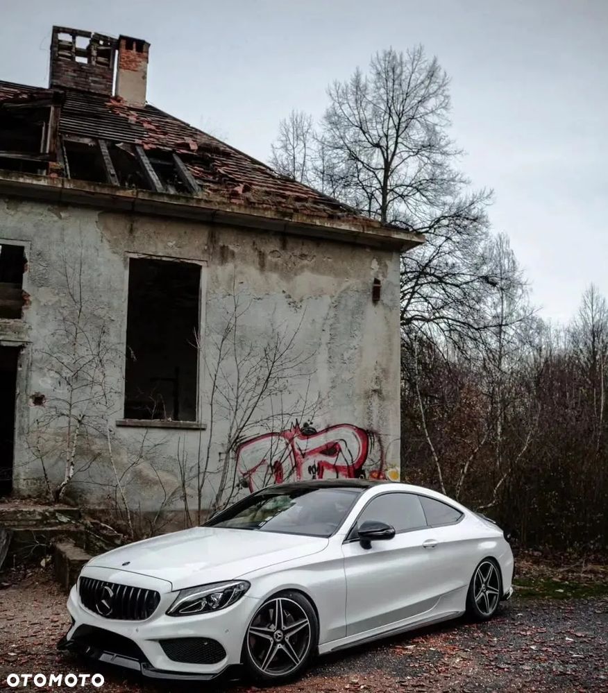 Mercedes-Benz Klasa C 300 9G-TRONIC - 5
