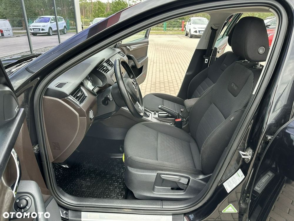 Skoda Octavia 2.0 TDI 4x4 DSG Scout - 11
