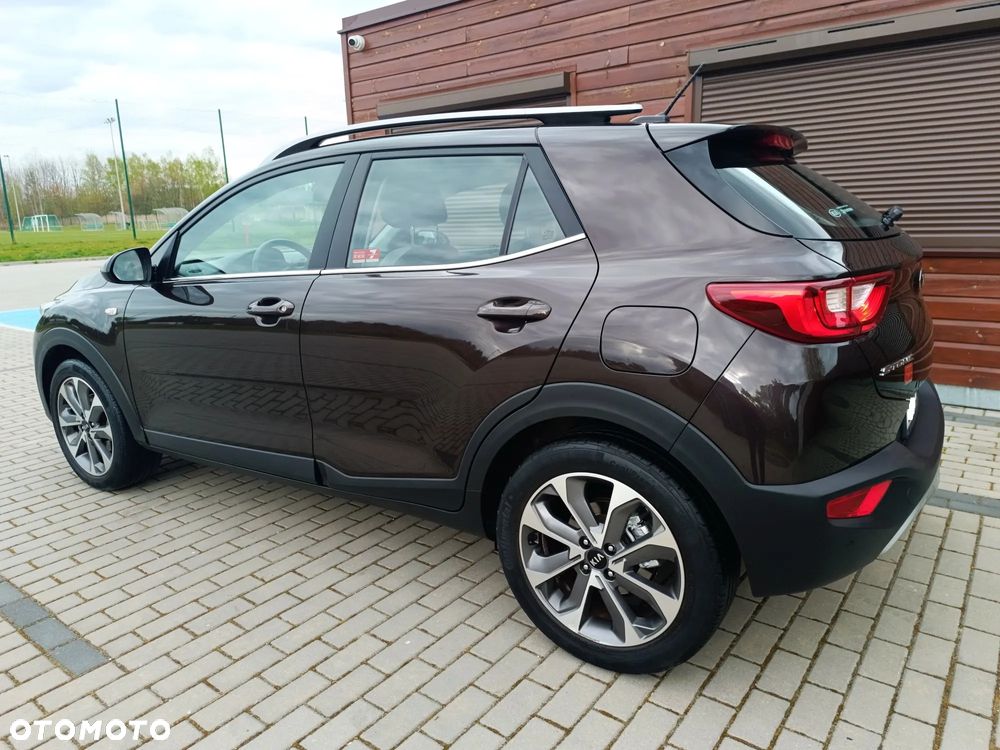 Kia Stonic 1.4 L - 22