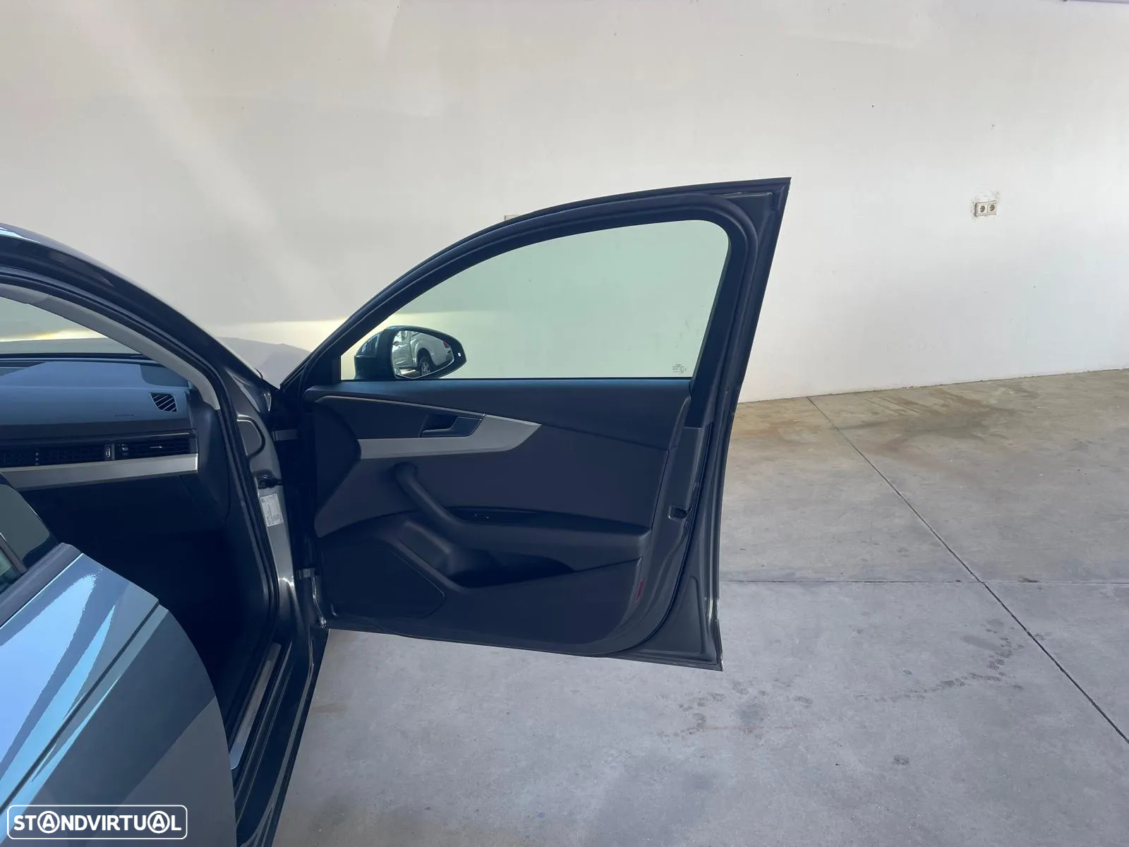 Audi A4 Avant 2.0 TDI Business Line - 26