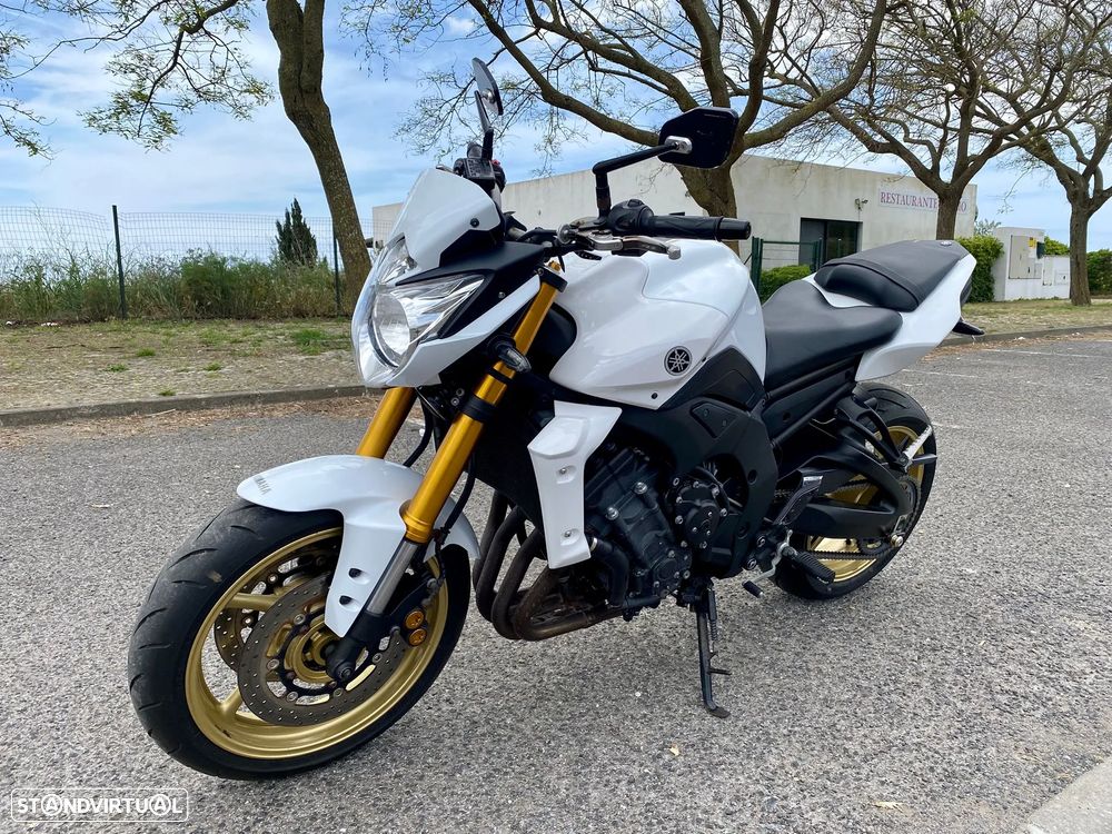 Yamaha FZ - 20