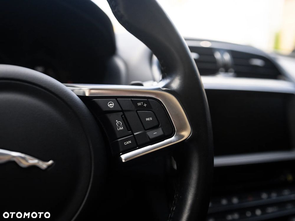 Jaguar F-Pace 2.0 i4P AWD Prestige - 14