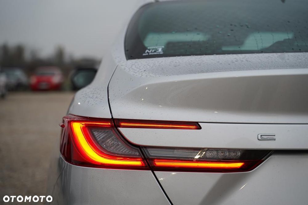 Toyota Camry 2.5 Hybrid Dynamic Force Executive e-CVT - 29
