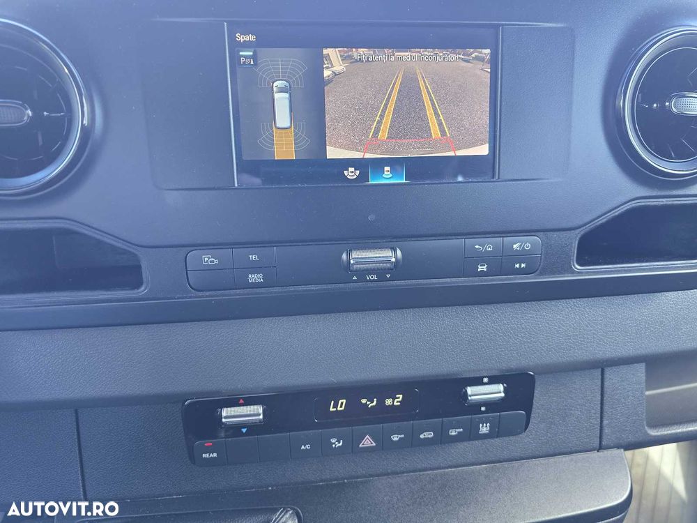 Mercedes-Benz Sprinter - 17