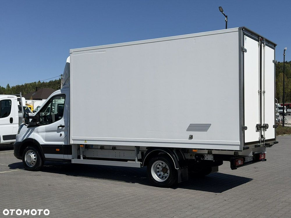 Ford Transit - 8