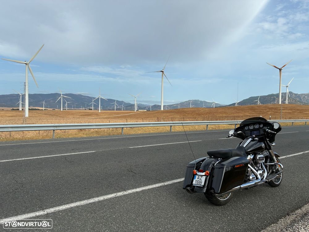 Harley-Davidson FLHXS - 8
