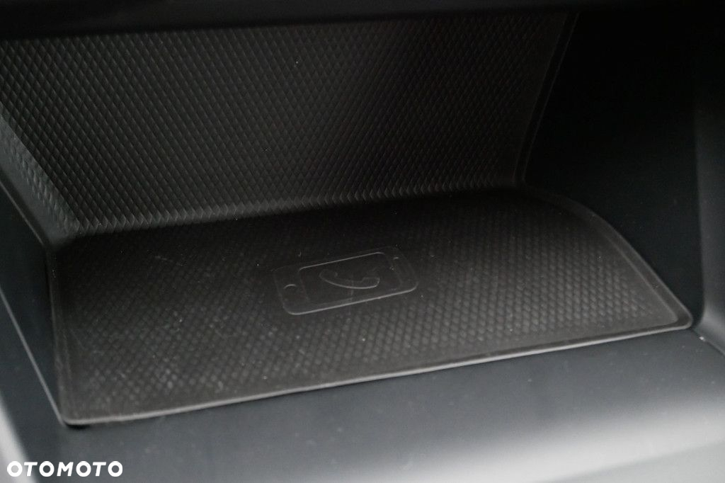 Volkswagen Golf - 19