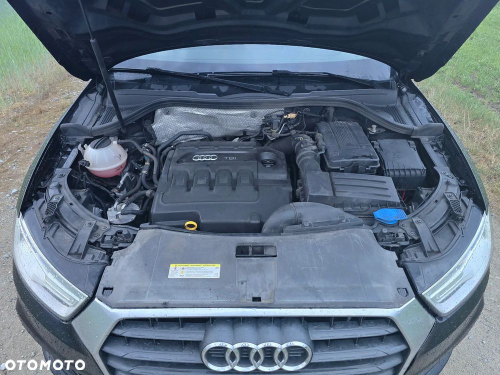 Audi Q3 2.0 TDI Design - 16
