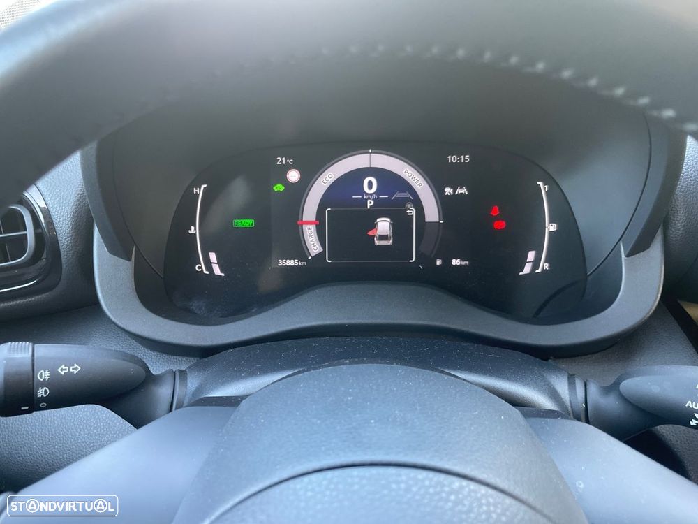 Toyota Yaris Cross 1.5 HDF Comfort Plus - 9