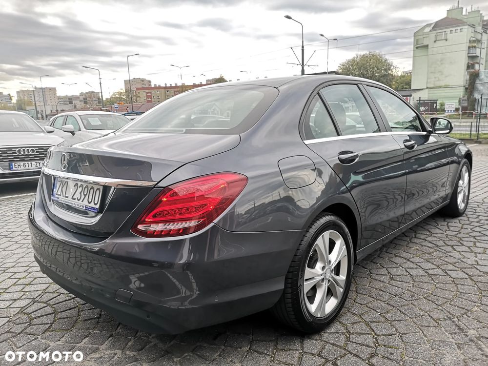 Mercedes-Benz Klasa C 180 7G-TRONIC - 2