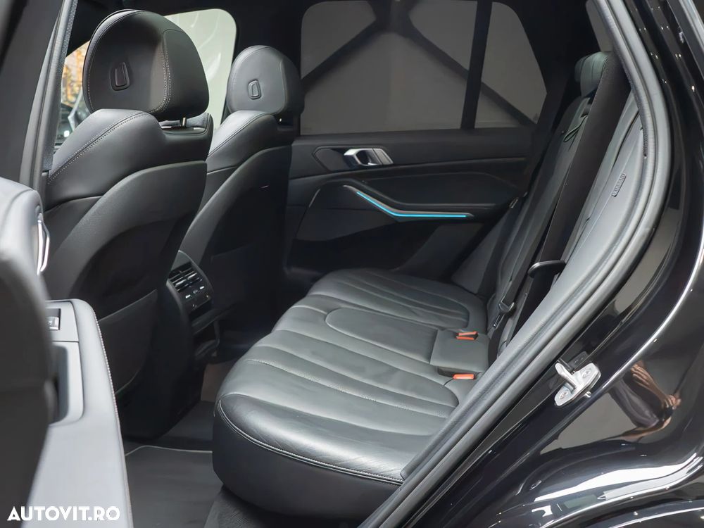 BMW X5 M M50d - 29