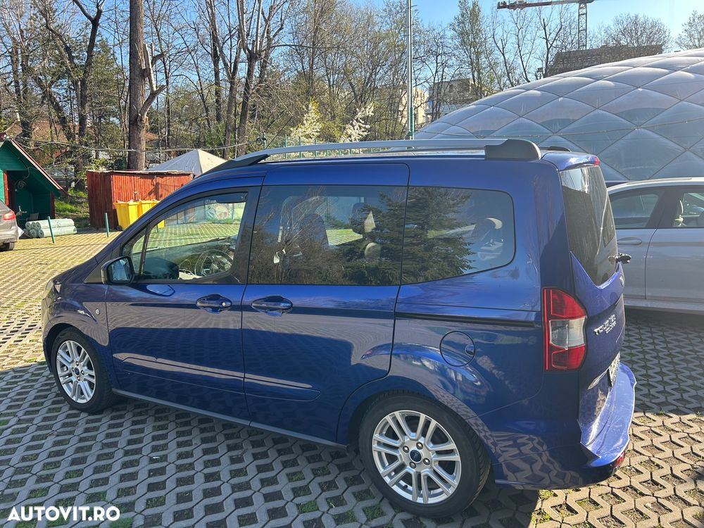 Ford Tourneo Courier 1.0 EcoBoost Titanium - 3